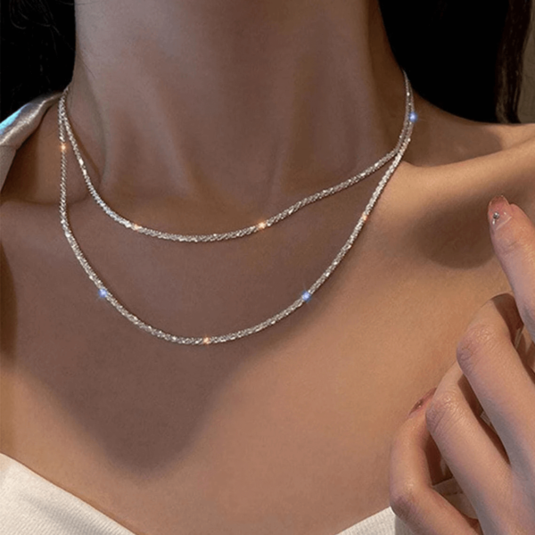 Elegant Silver Sparkling Necklace